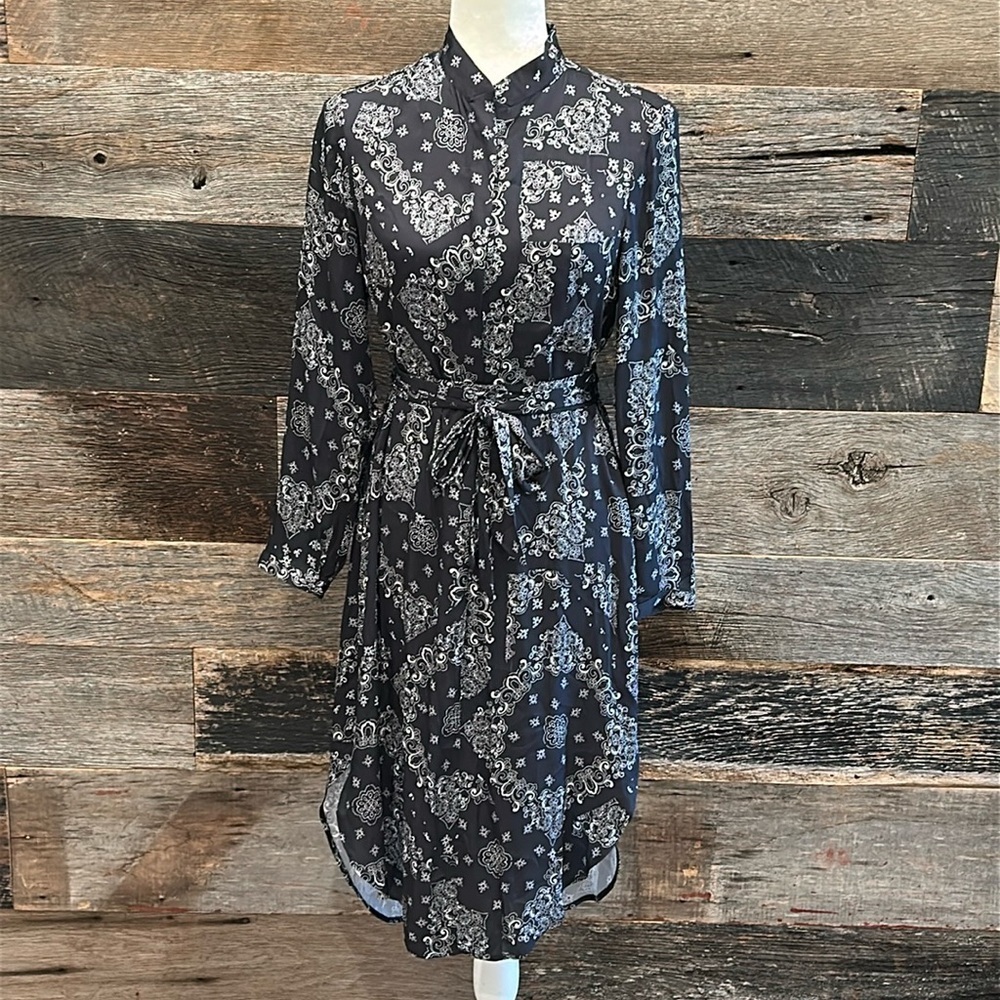 The Westside Silk Blend Print Dress Classy Style. Small